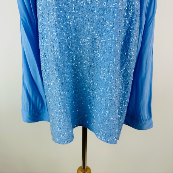 Chico’s Light Blue Sequin Top Chico’s Size 2 US Large - Picture 3 of 14
